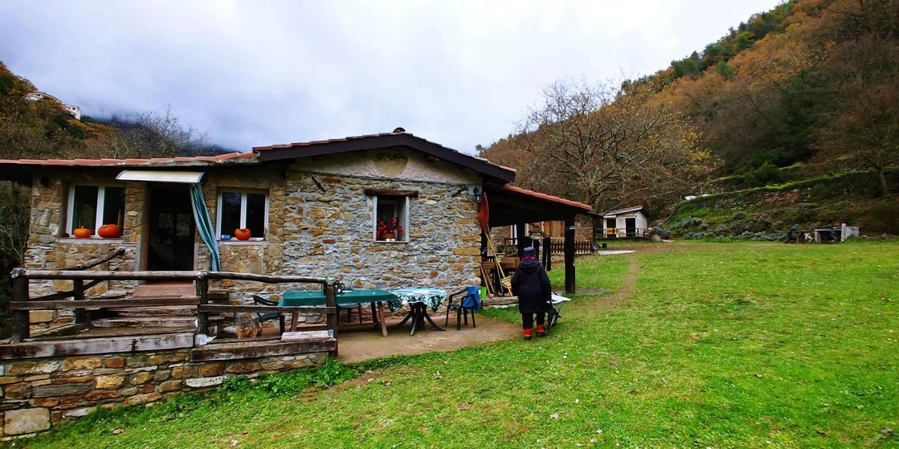 Agricamping Ponteraggio N.1 Hotel Dolceacqua Exterior foto