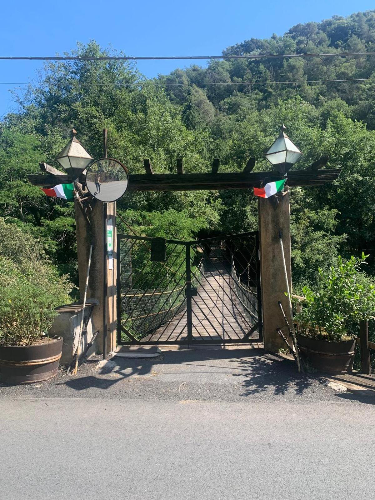 Agricamping Ponteraggio N.1 Hotel Dolceacqua Exterior foto